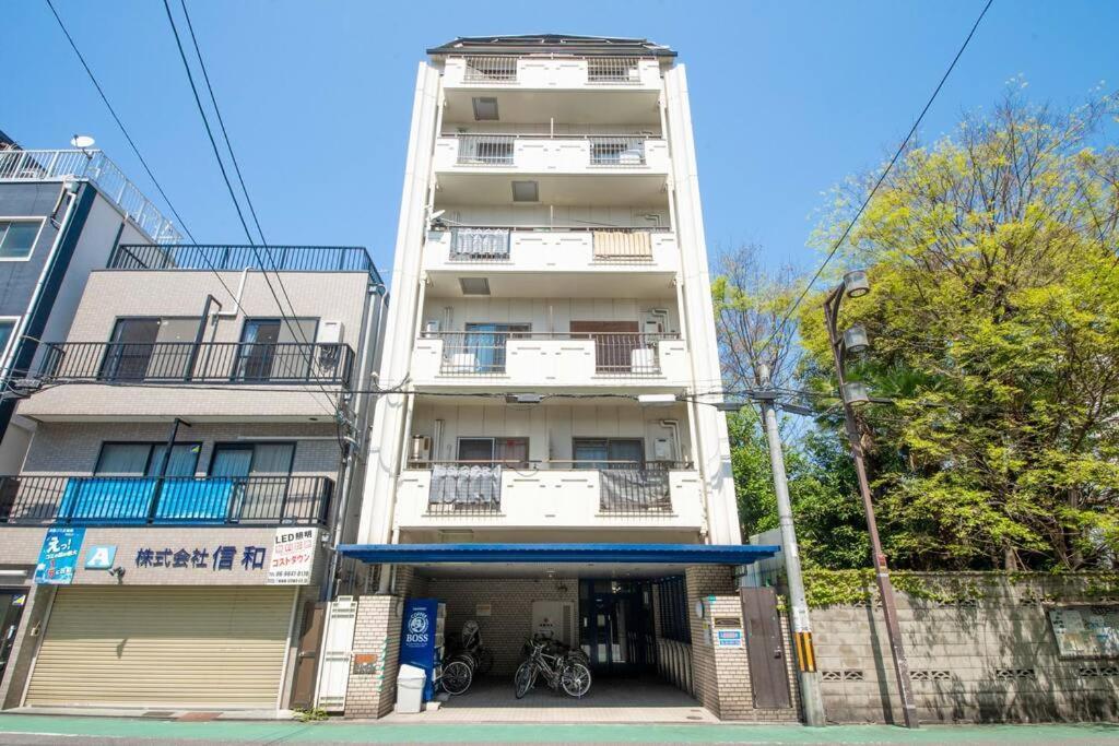 Sanacion Motomachi 7 なんばで150平米の広々空間 最大14名 Netflix見れます Apartment *