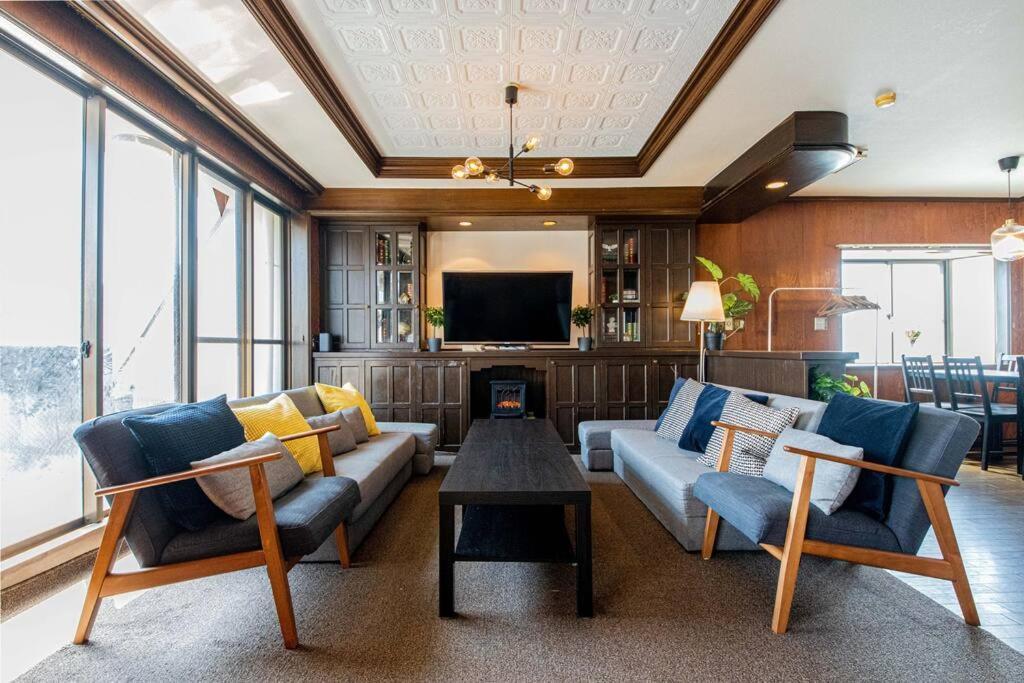 Sanacion Motomachi 7 なんばで150平米の広々空間 最大14名 Netflix見れます Apartment Osaka
